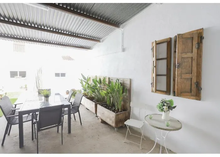 La Flor Del Azafrán Apartamento *